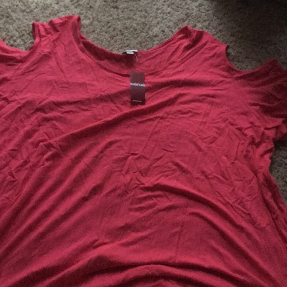 FIRM PRICE - T-shirt blouse